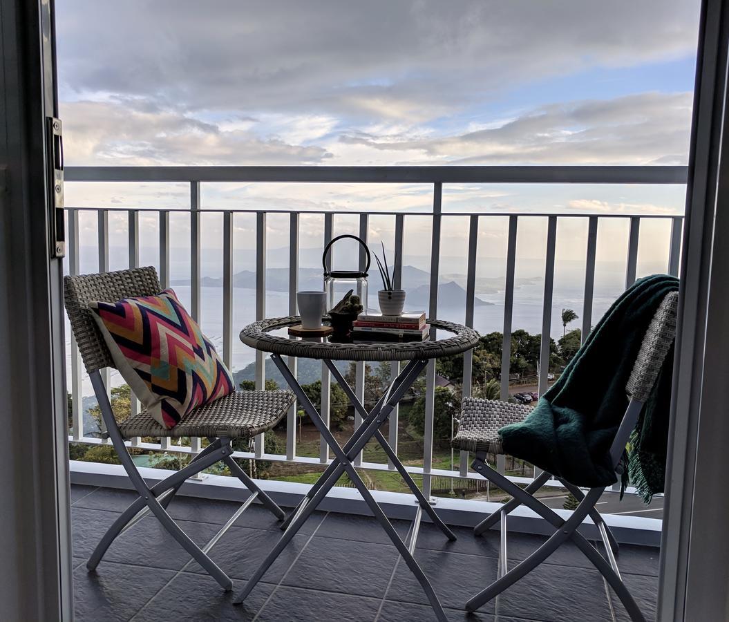Cozy Family Suite With Stunning View Of Taal Tagaytay City Buitenkant foto